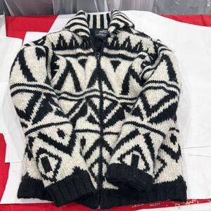 Women's Black and Cream Geometric Zip-Up wool Jacket